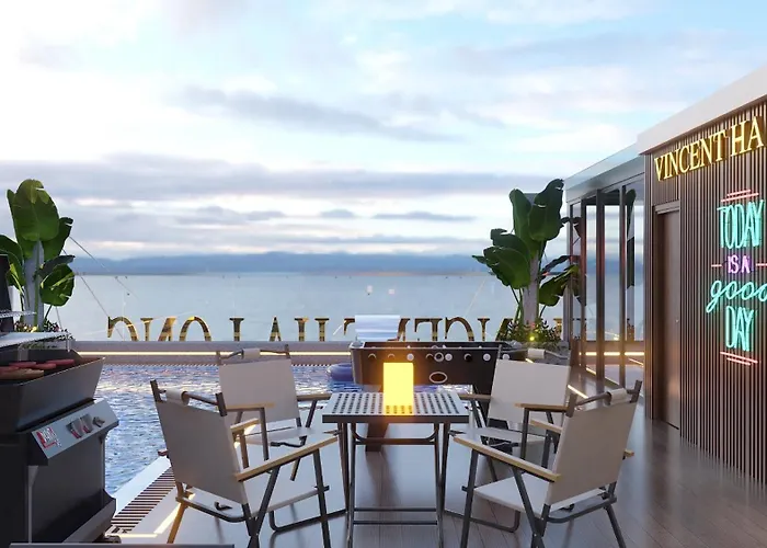 Vincent Halong Hotel